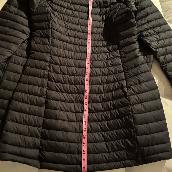 Women's Black Quilted Jacket - Picture 8 of 8